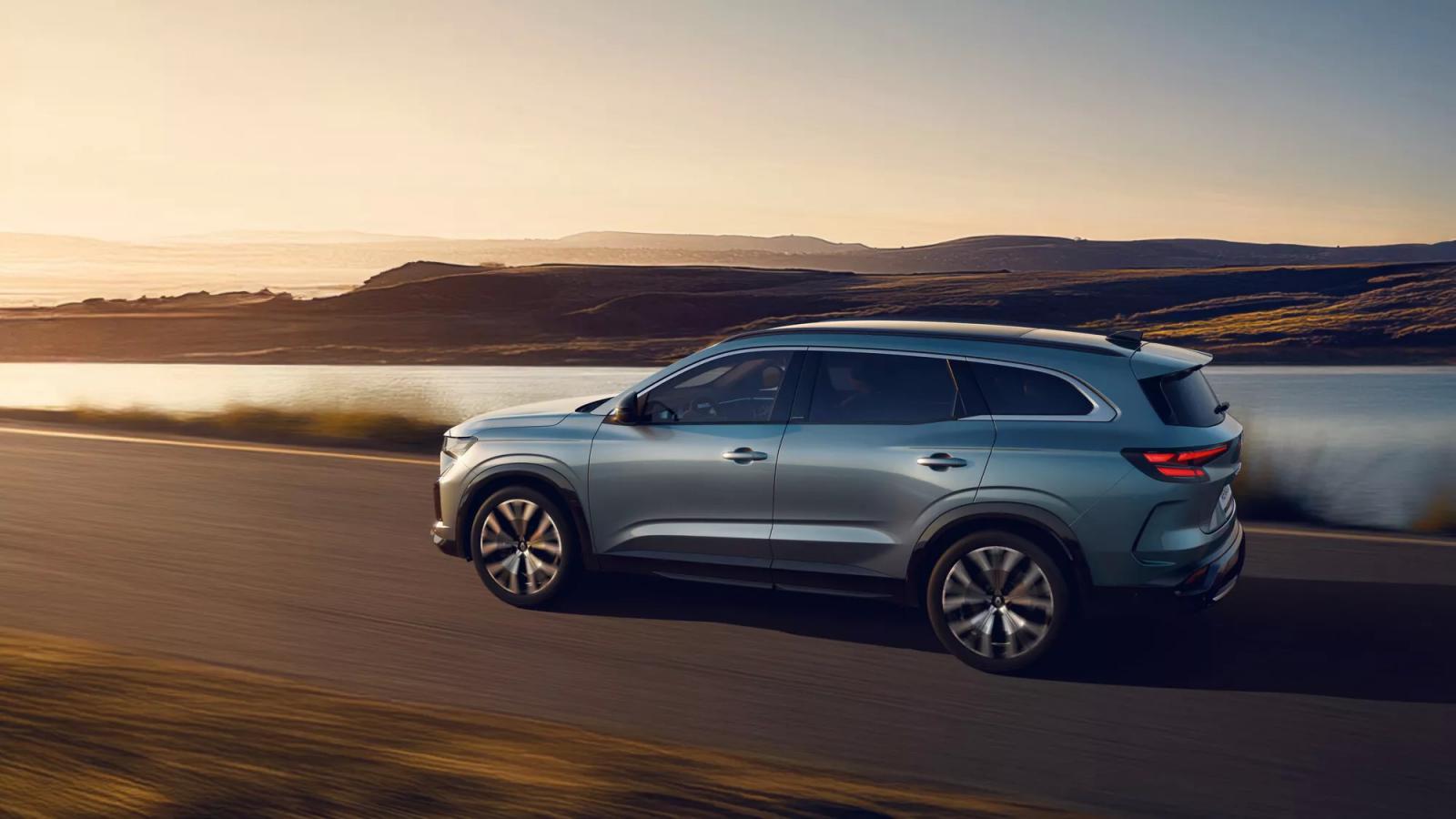 Ντεμπούτο για το ανανεωμένο Renault Espace